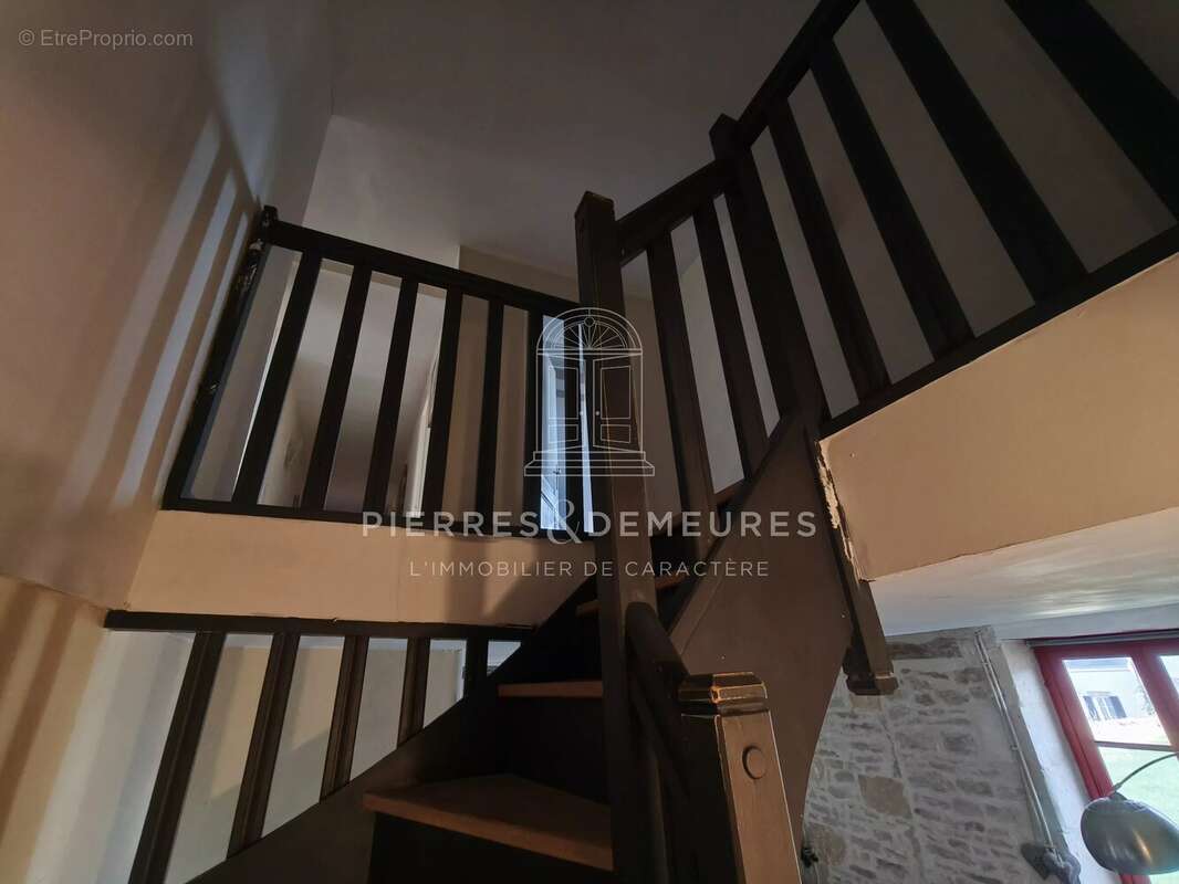 Maison à BENGY-SUR-CRAON