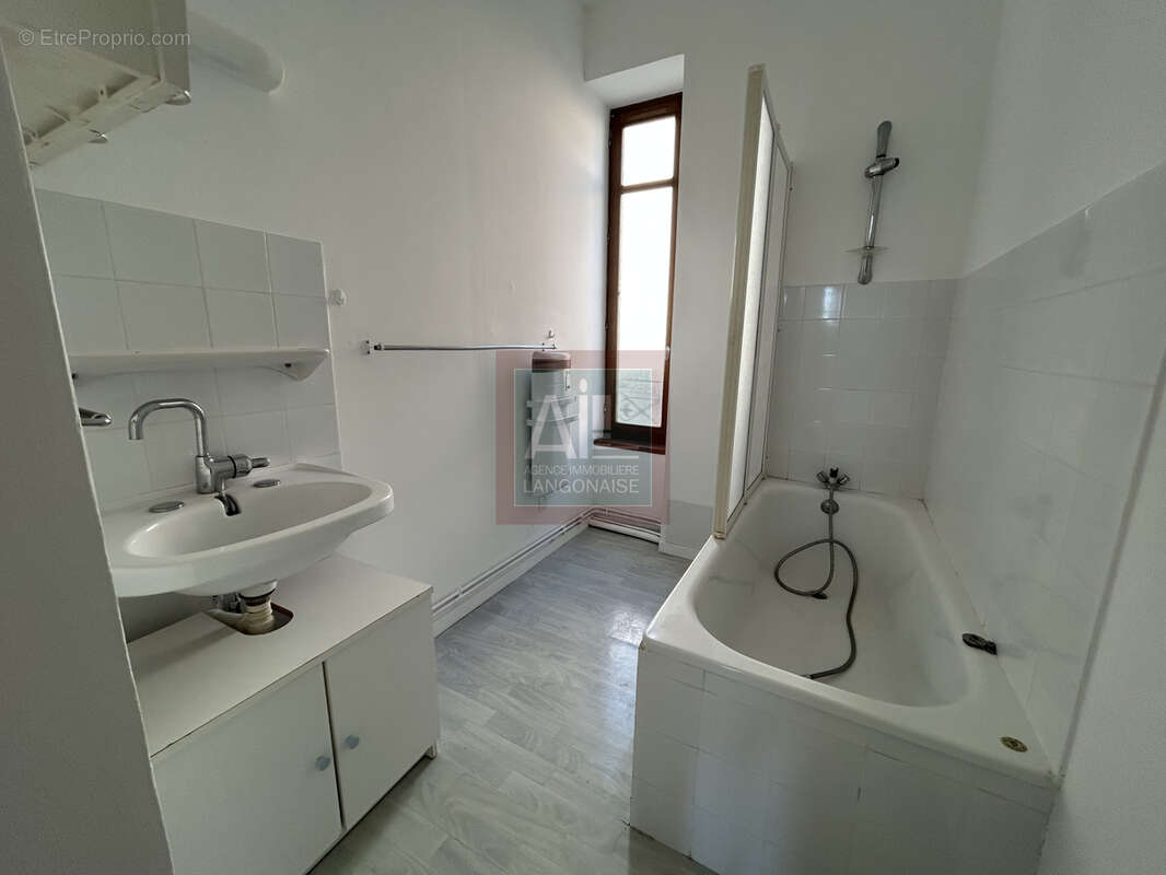 Appartement à LANGOGNE