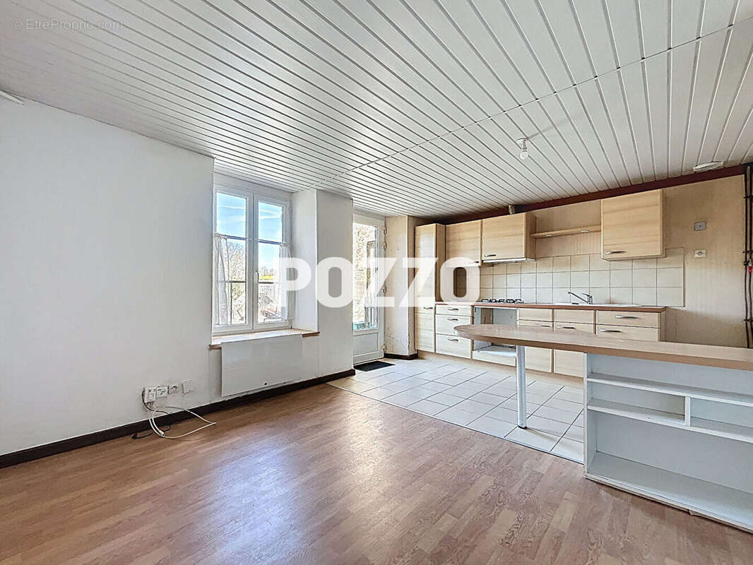 Maison à VILLEDIEU-LES-POELES