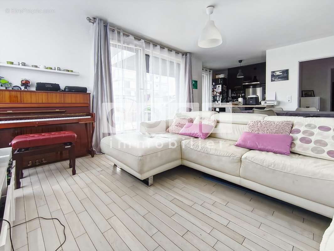Appartement à ASNIERES-SUR-SEINE