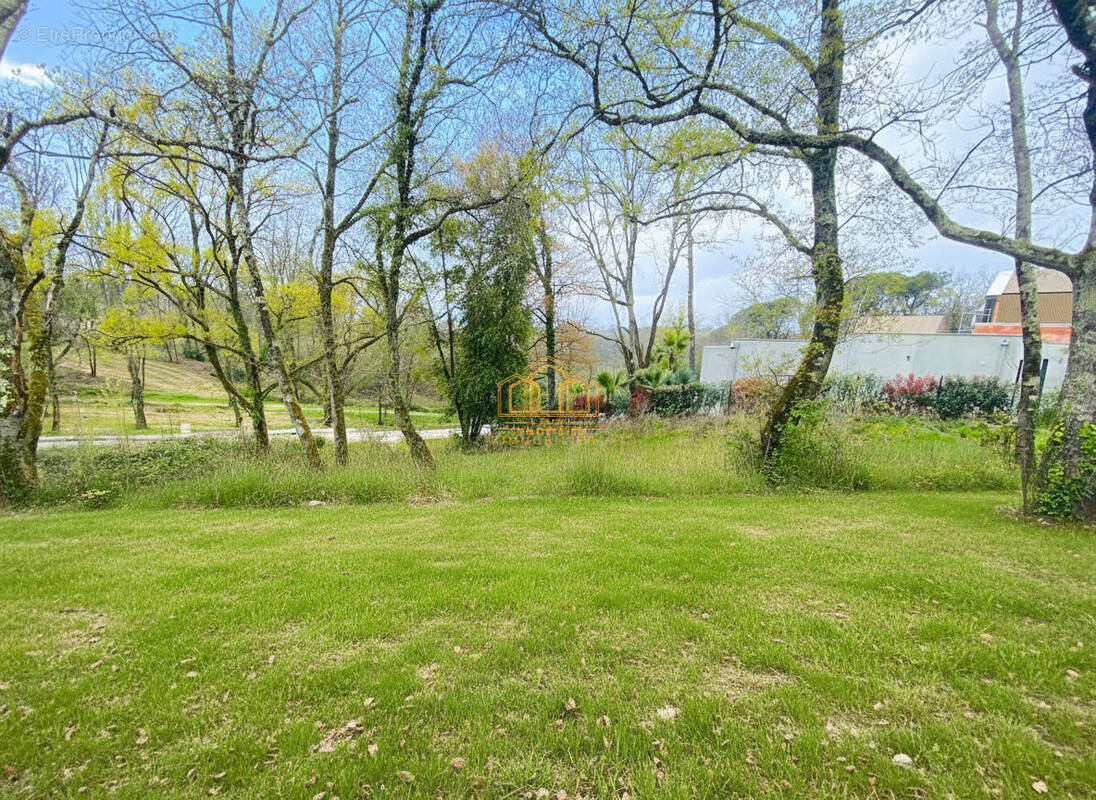 Terrain à BOULIAC