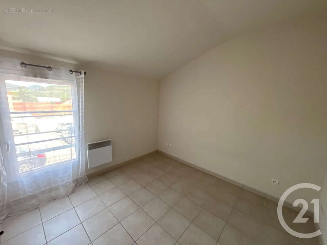 Maison à VILLEVOCANCE