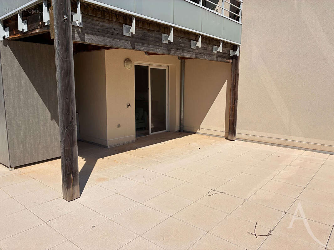 Appartement à SAINT-ISMIER