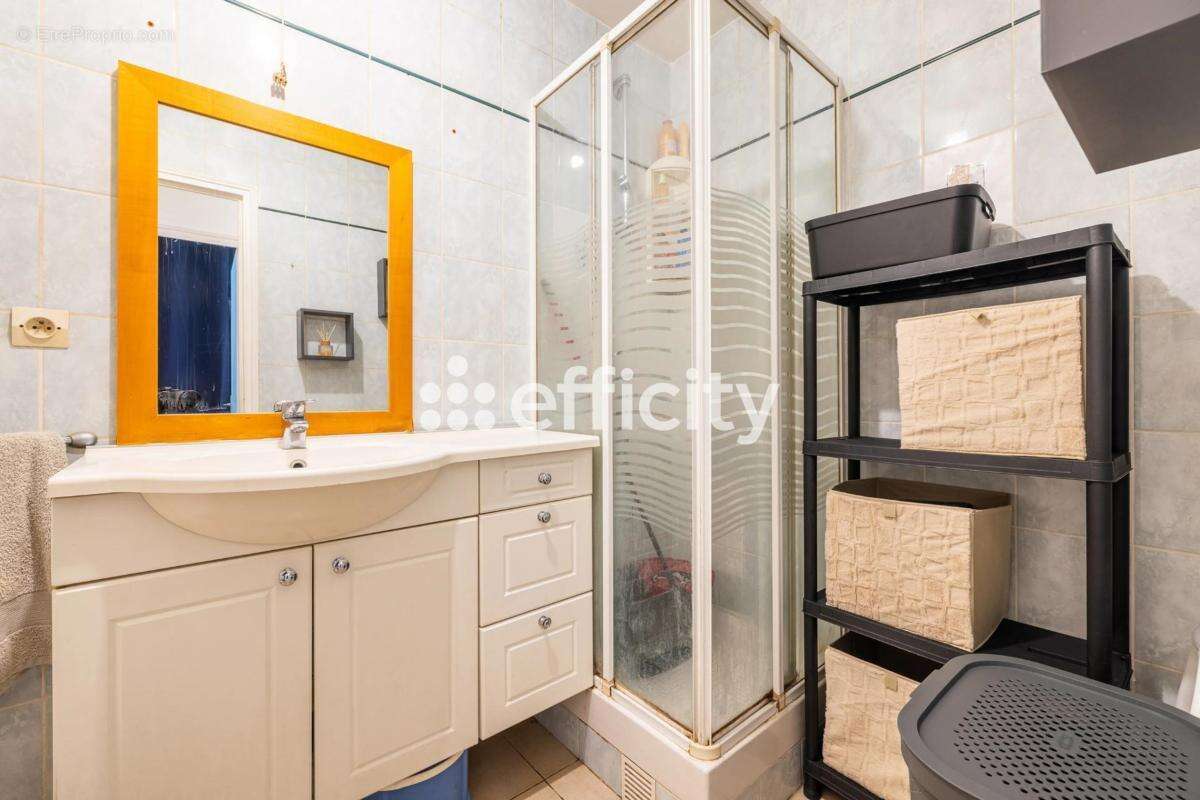 Appartement à VILLENEUVE-SAINT-GEORGES