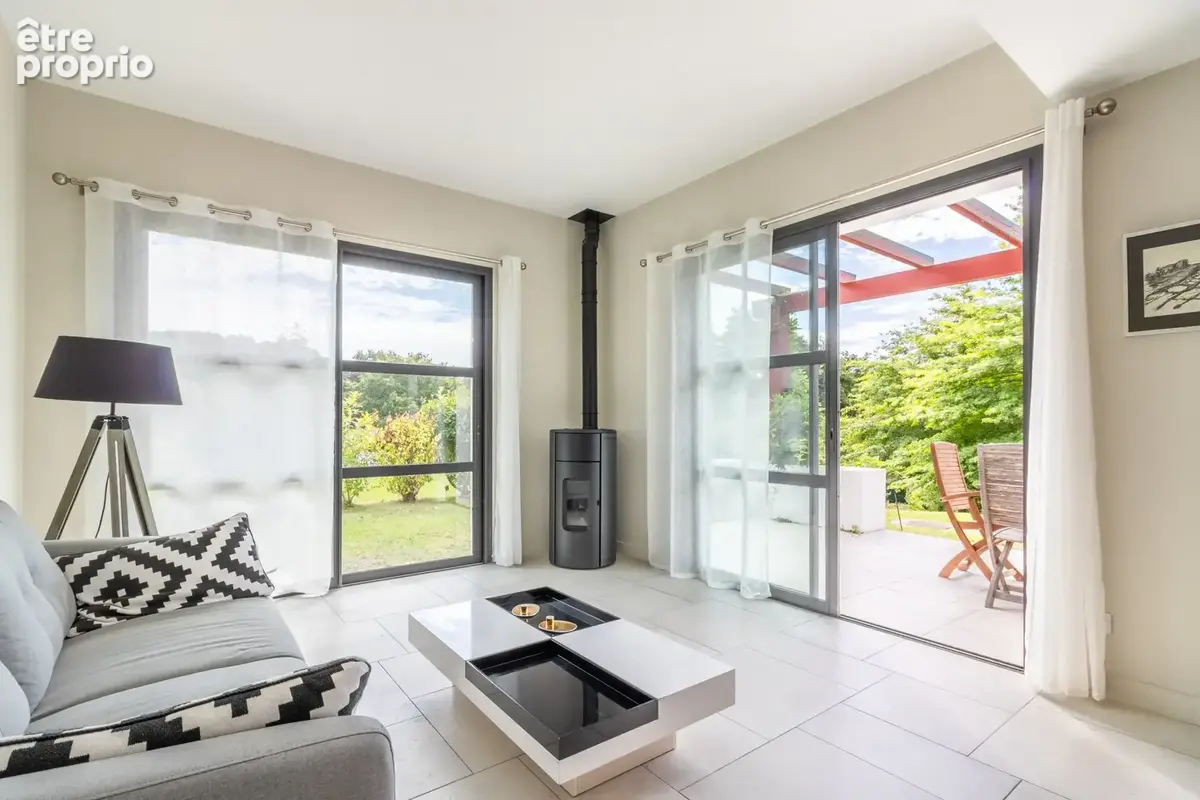 AHETZE - Maison contemporaine 120 m2 - 4 chambres - Vue campagne - Exposition Sud - photo 5