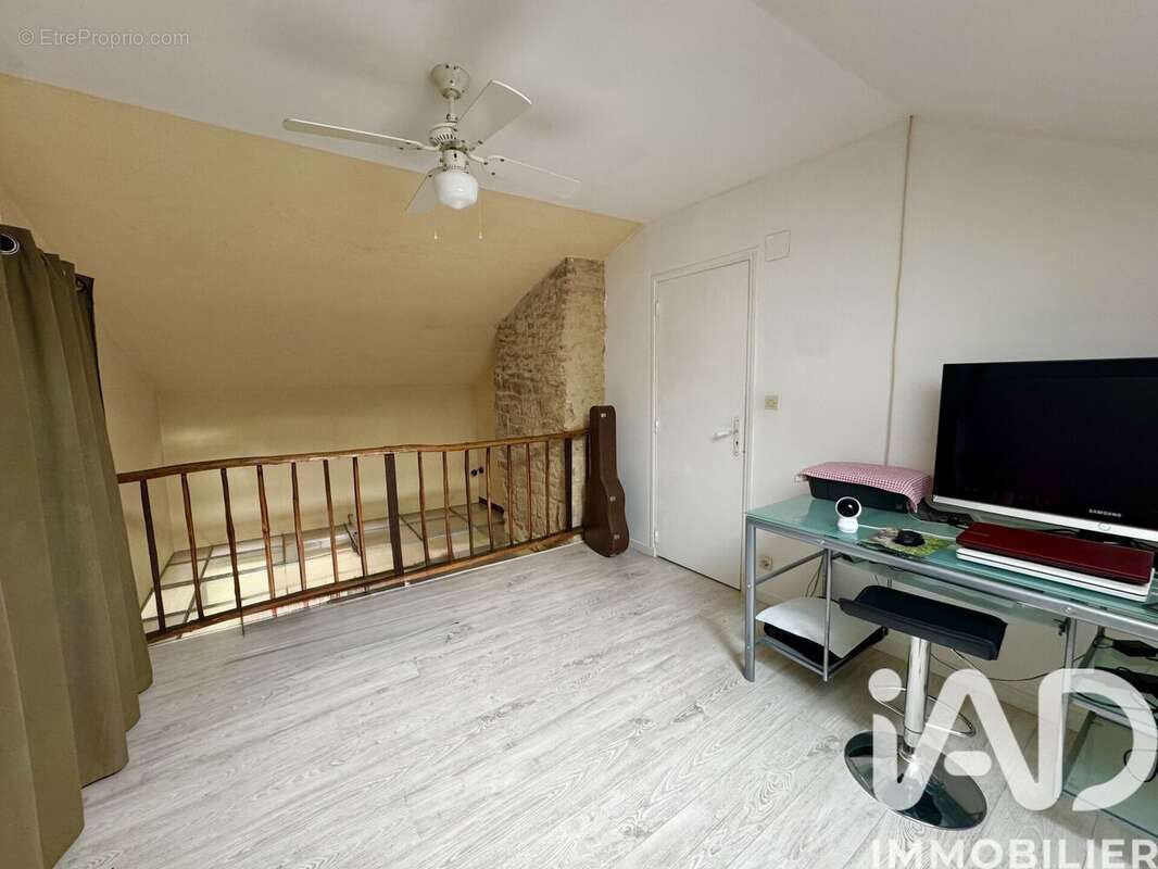 Maison 121 m² à Amazy  - photo 3
