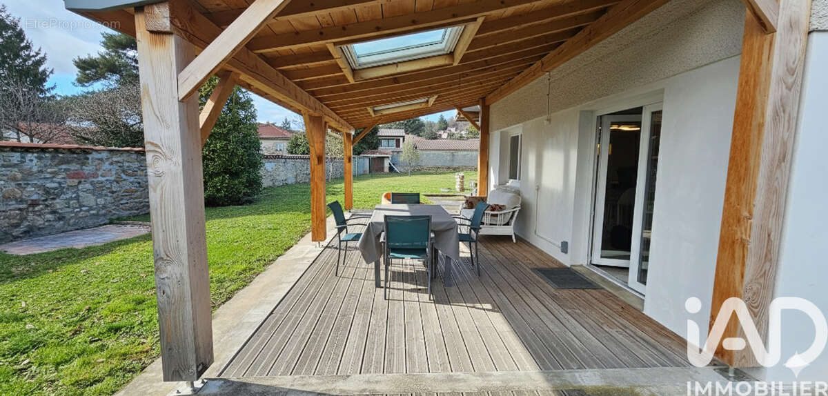 Photo 7 - Maison à SAINT-JUST-SAINT-RAMBERT