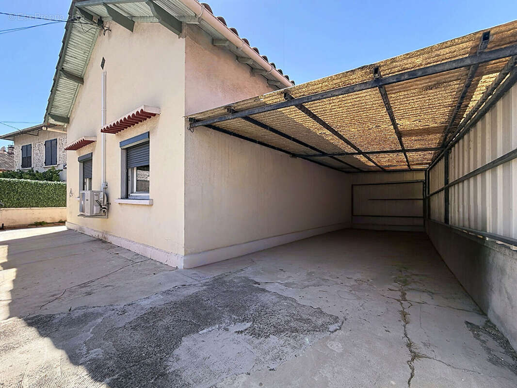Maison à MARSEILLE-13E