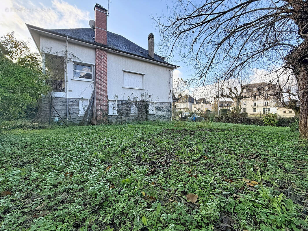 Appartement à ALLASSAC