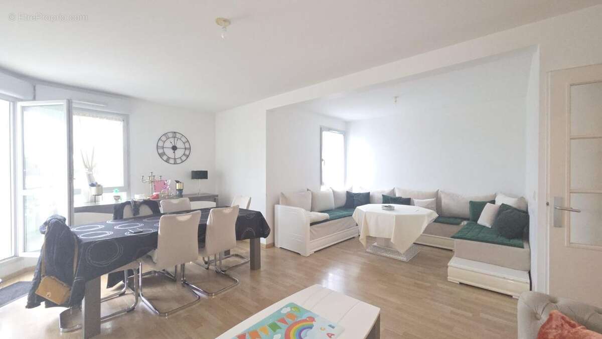 Appartement à MANTES-LA-JOLIE