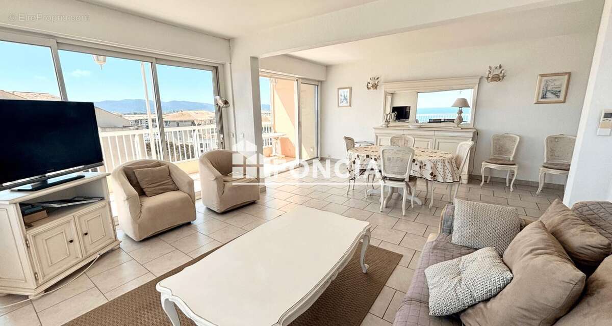 Appartement à FREJUS