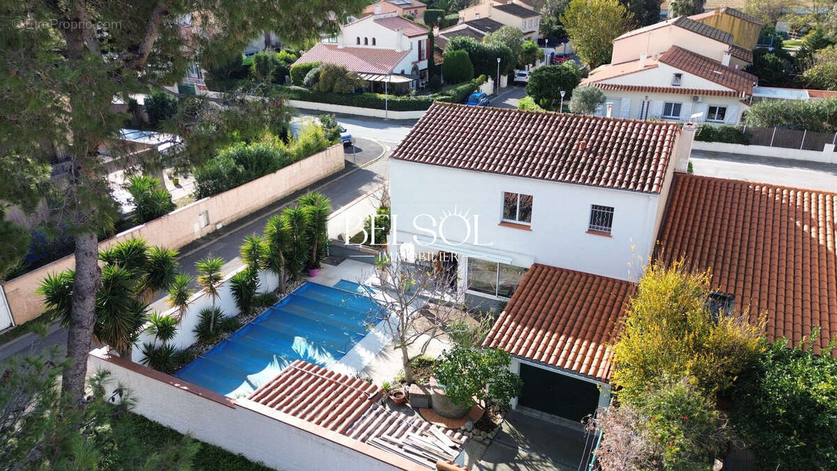 Maison à SAINT-CYPRIEN