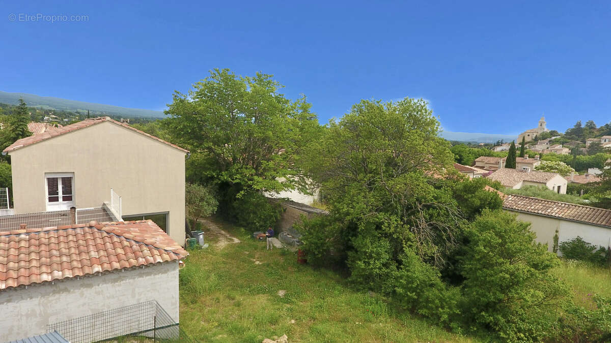 Maison à MALAUCENE