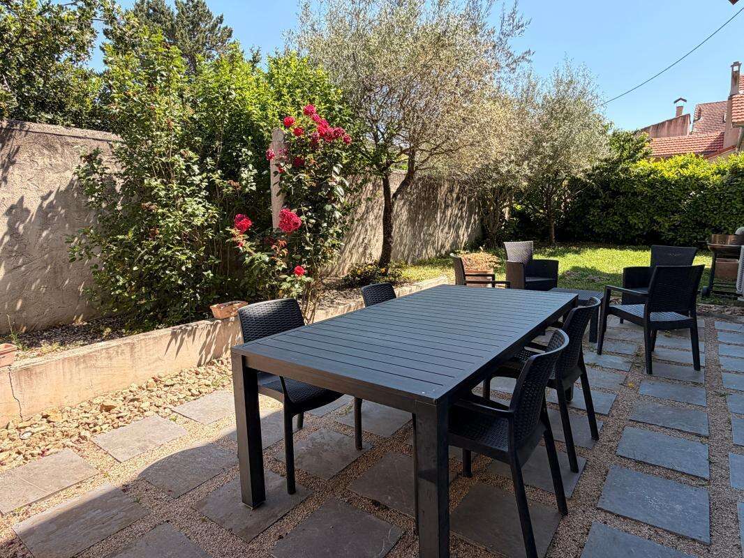 Maison à VAISON-LA-ROMAINE