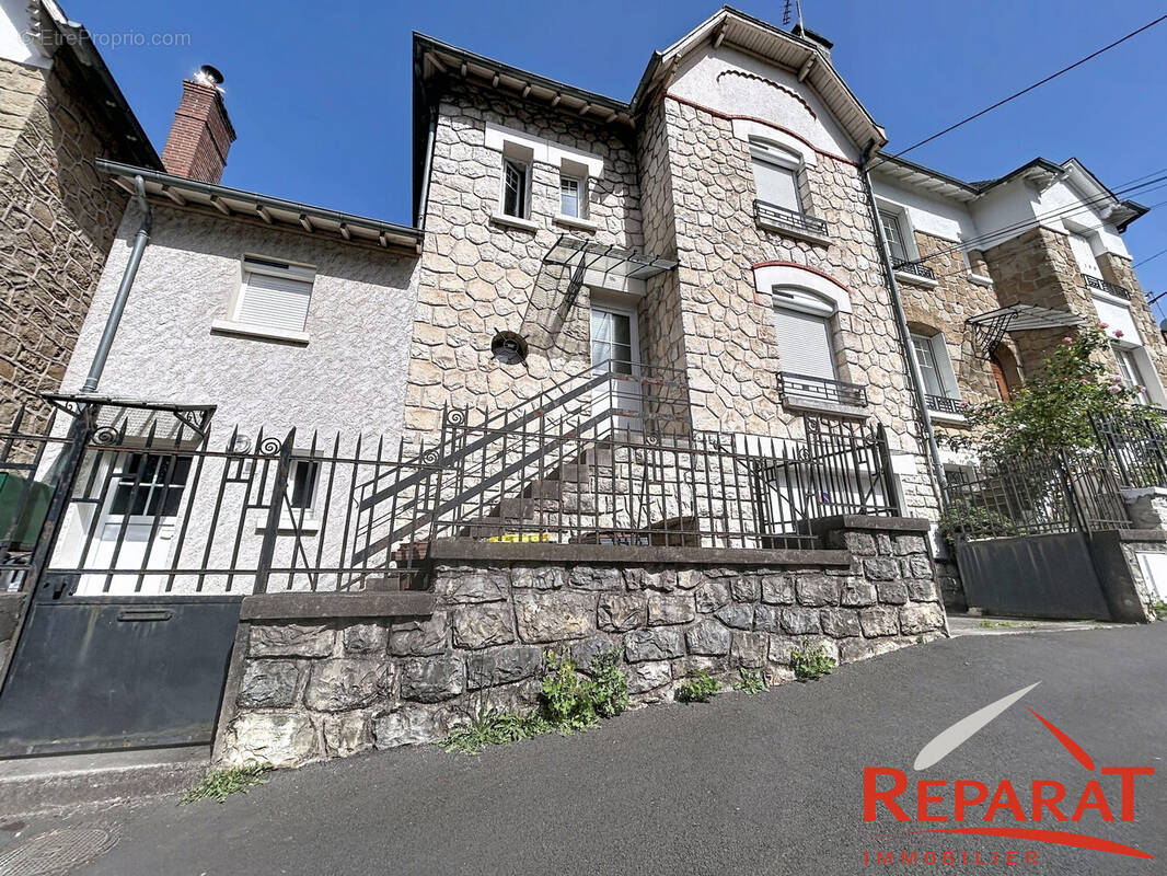 Appartement à BRIVE-LA-GAILLARDE