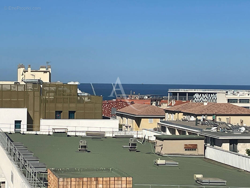 Appartement à MARSEILLE-2E