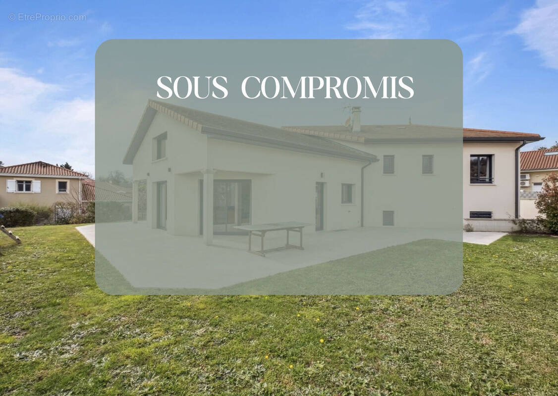 Photo 1 - Maison à LUZINAY