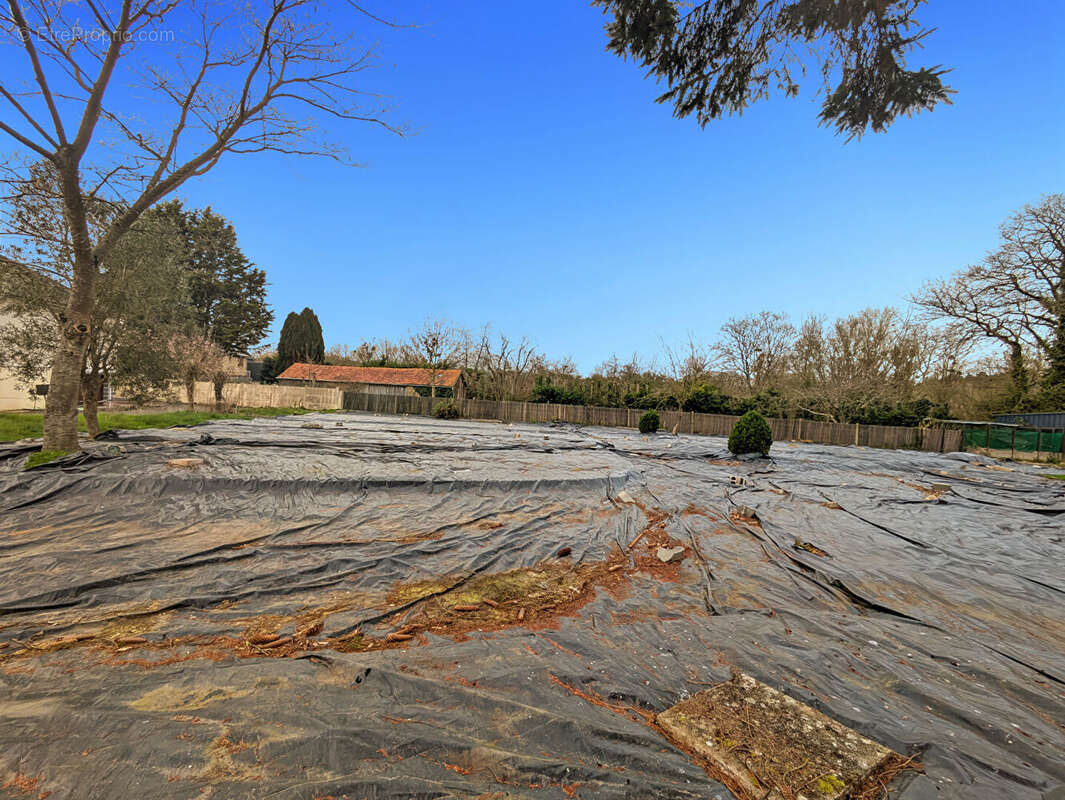 Terrain à SAINT-DOMINEUC