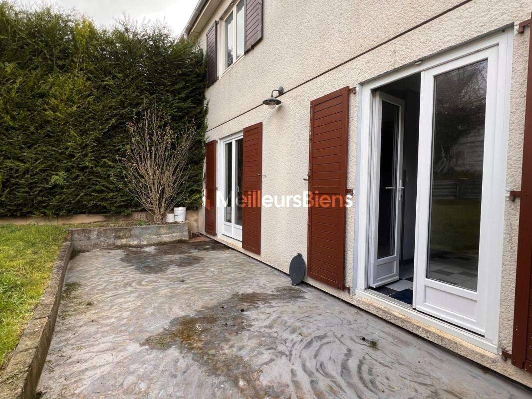 Maison à PARON