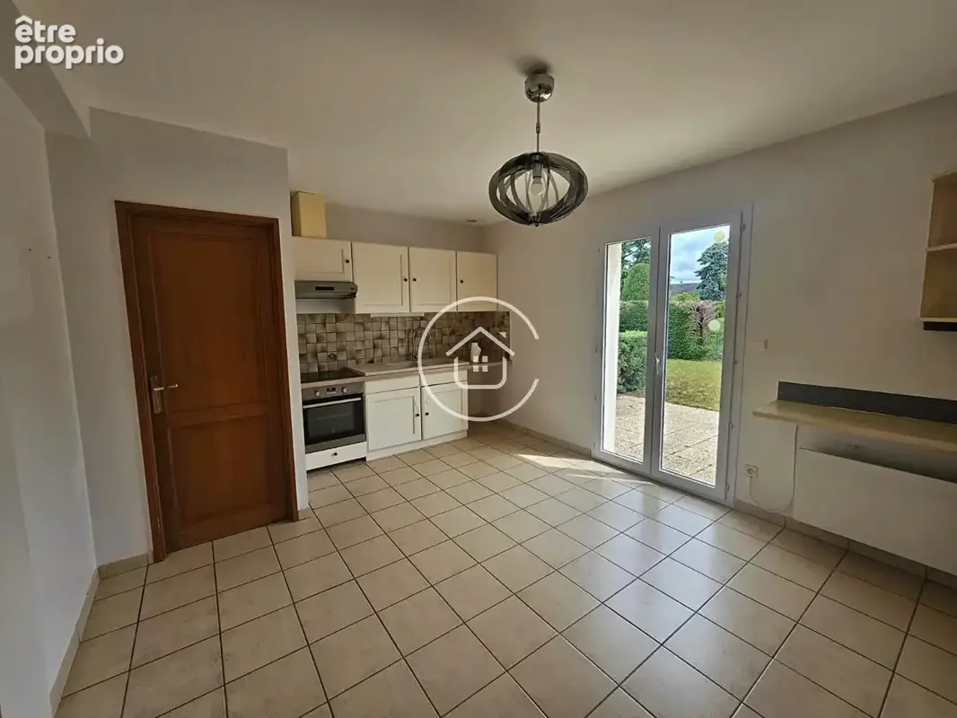 Au coeur de Vineuil, venez découvrir cette maison familiale - photo 6