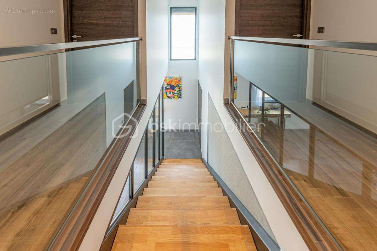 Maison contemporaine avec piscine – DPE A/A - photo 18