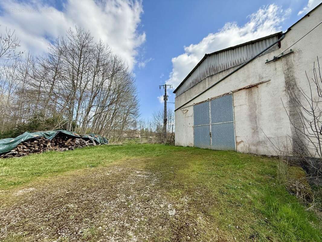 Maison à SAINT-JORY-LAS-BLOUX