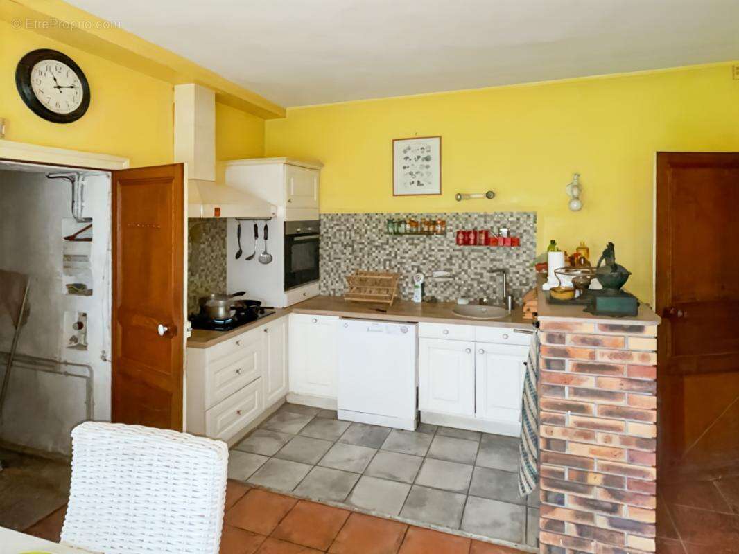 Maison à MONTGIVRAY