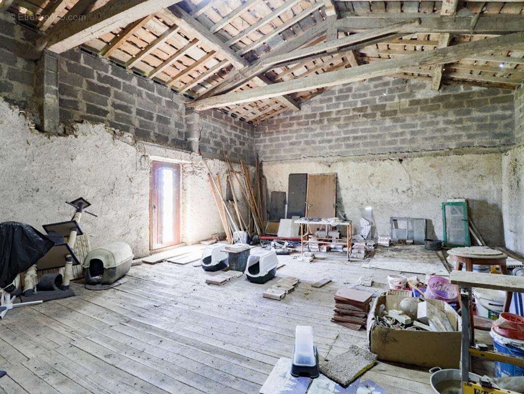 Maison à PUYLAURENS