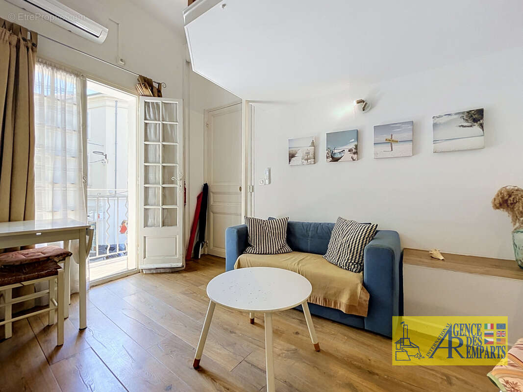 Vieil Antibes   Studio de 19,08 m2 avec balcon et mezzanine - photo 6