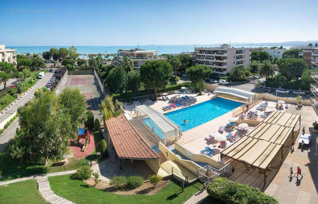 Appartement à SAINT-LAURENT-DU-VAR