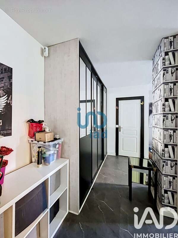 Photo 2 - Appartement à CHOISY-LE-ROI