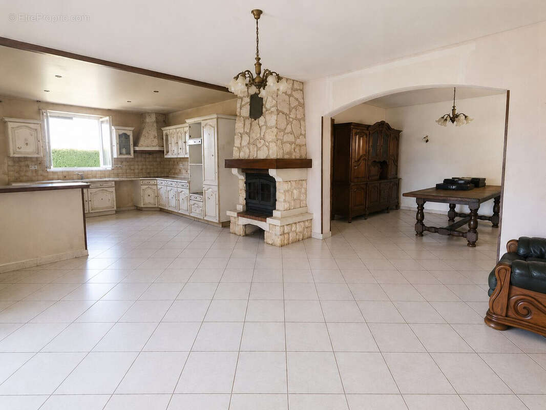 Maison à LA SOUTERRAINE