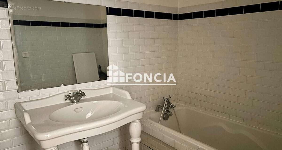 Appartement à CARCASSONNE