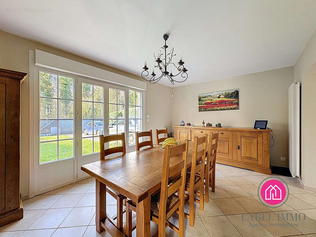 Maison à FRESNES-SUR-ESCAUT