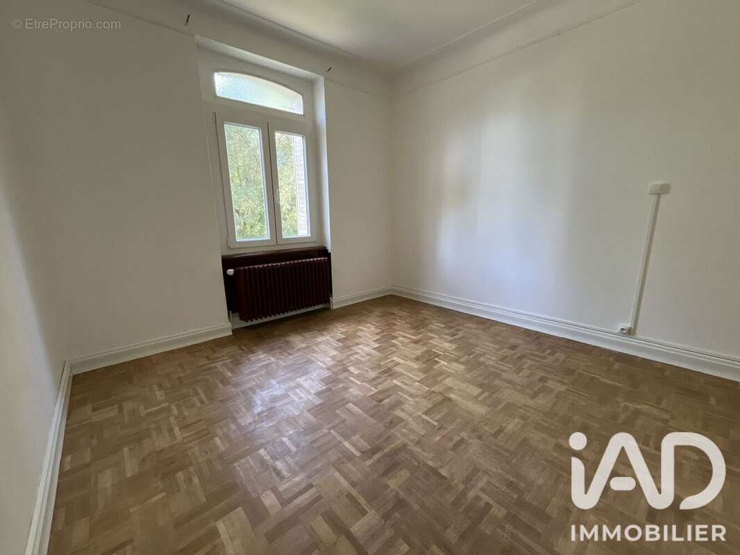 Maison 136 m² à Cons-La-Grandville  - photo 6