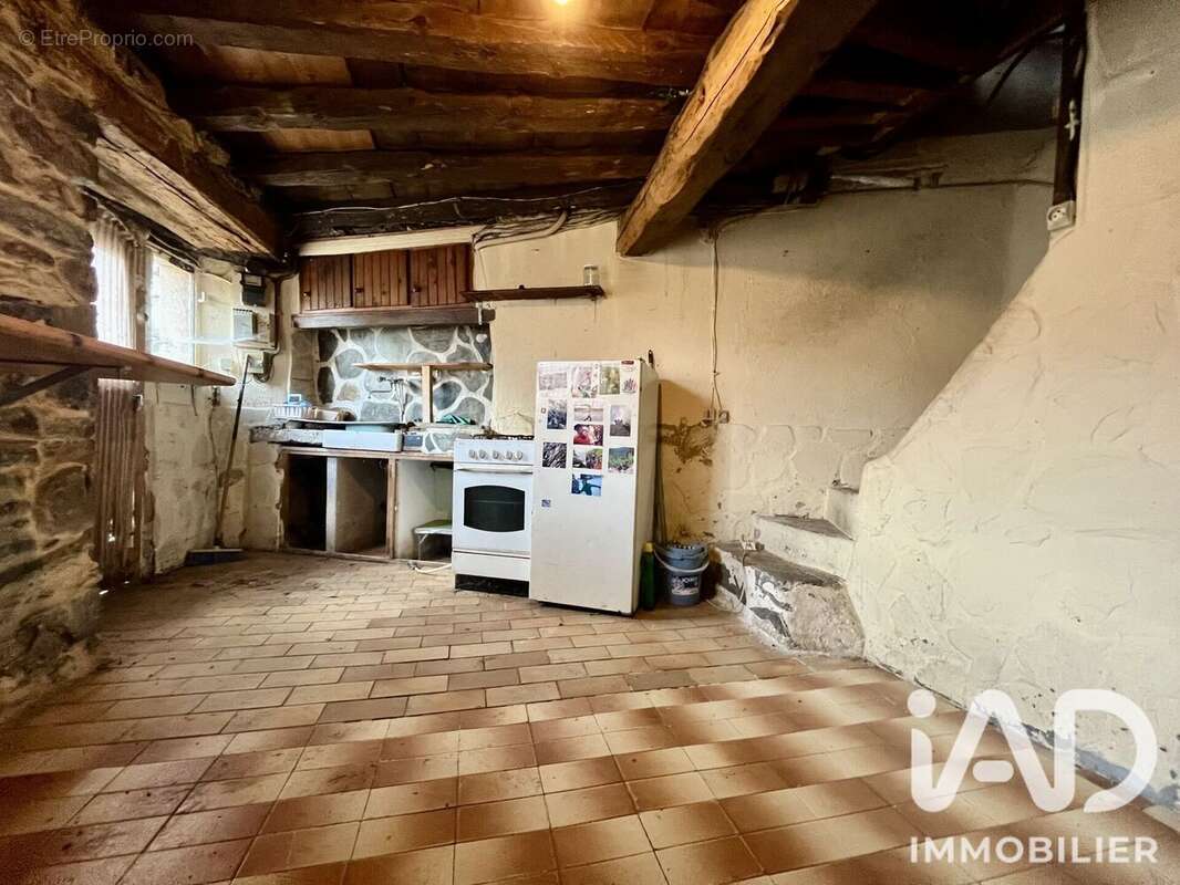 Maison 45 m² à Nohedes  - photo 3