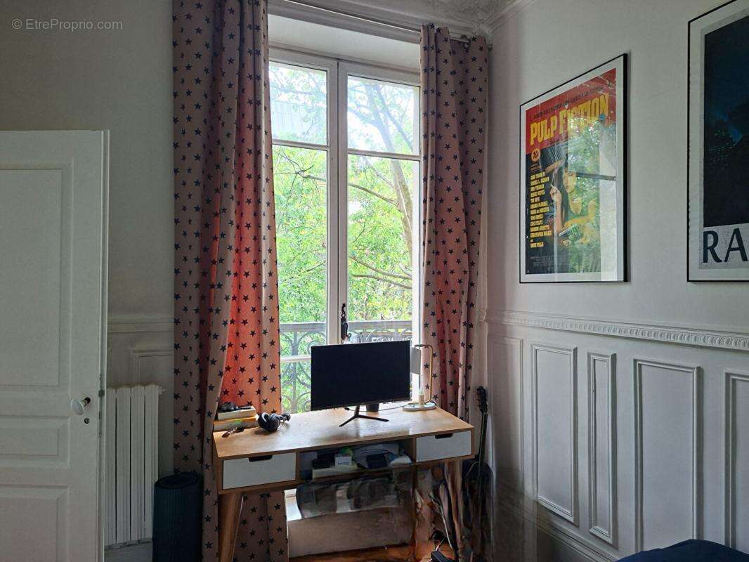 Appartement à PARIS-10E