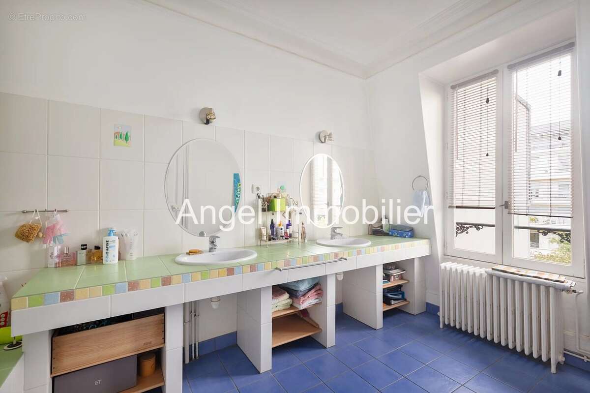 Maison à SAINT-MANDE