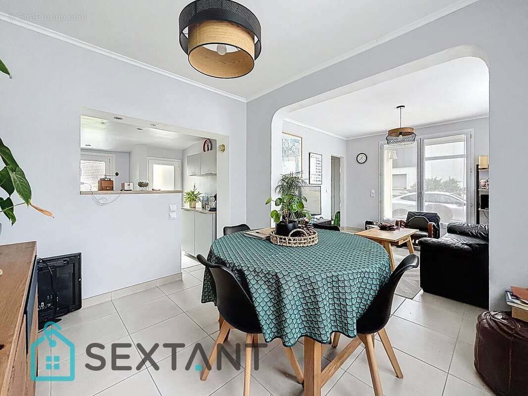 Maison à LE PETIT-QUEVILLY