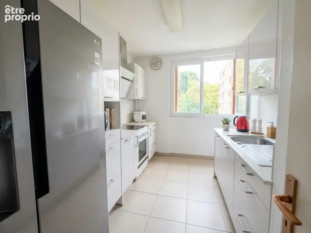 Epinay-sur-seine: appartement 2 chambres balcon parking cave proche enghien les bains - photo 4