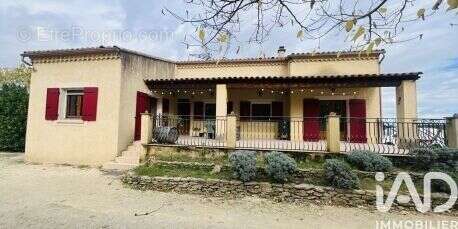 Photo 2 - Maison à SAINT-JULIEN-DE-PEYROLAS