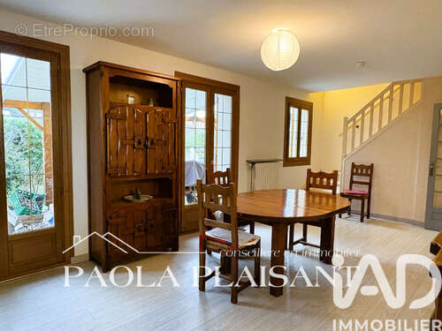 Photo 2 - Maison à MITRY-MORY