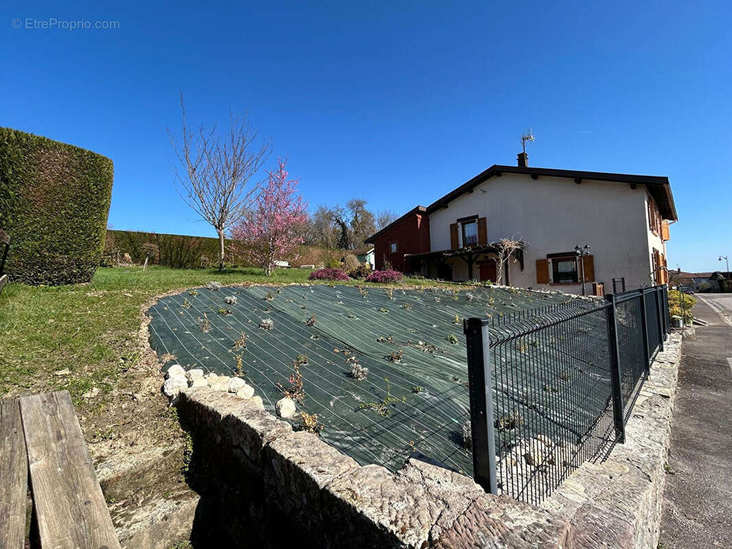 Maison à JESONVILLE