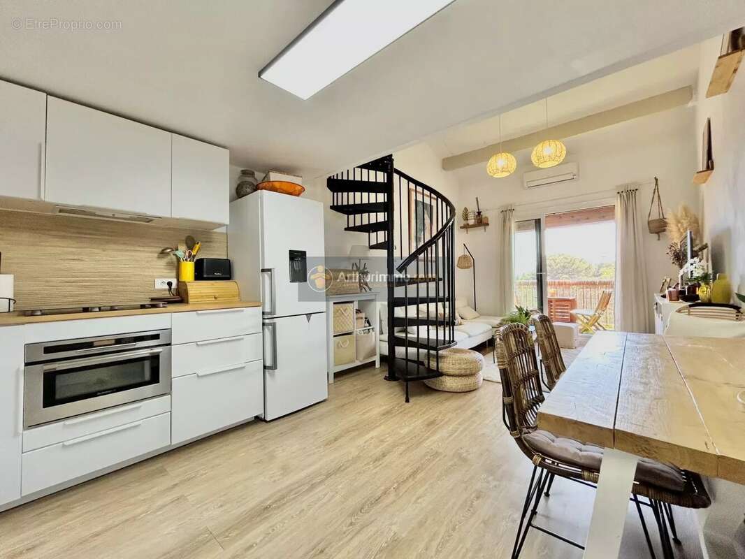 Appartement à FREJUS