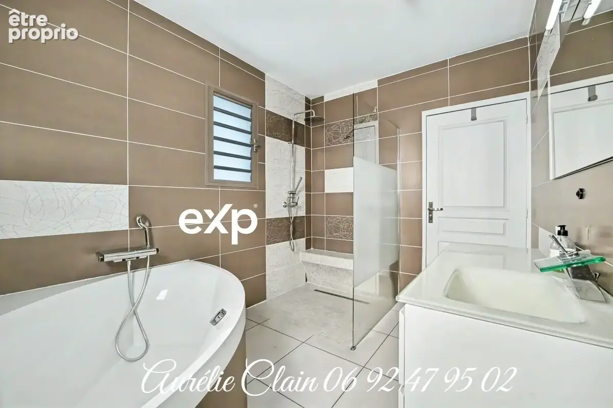 Maison 5 pièces 133 m² à vendre à Saint-Pierre (97410) - photo 8