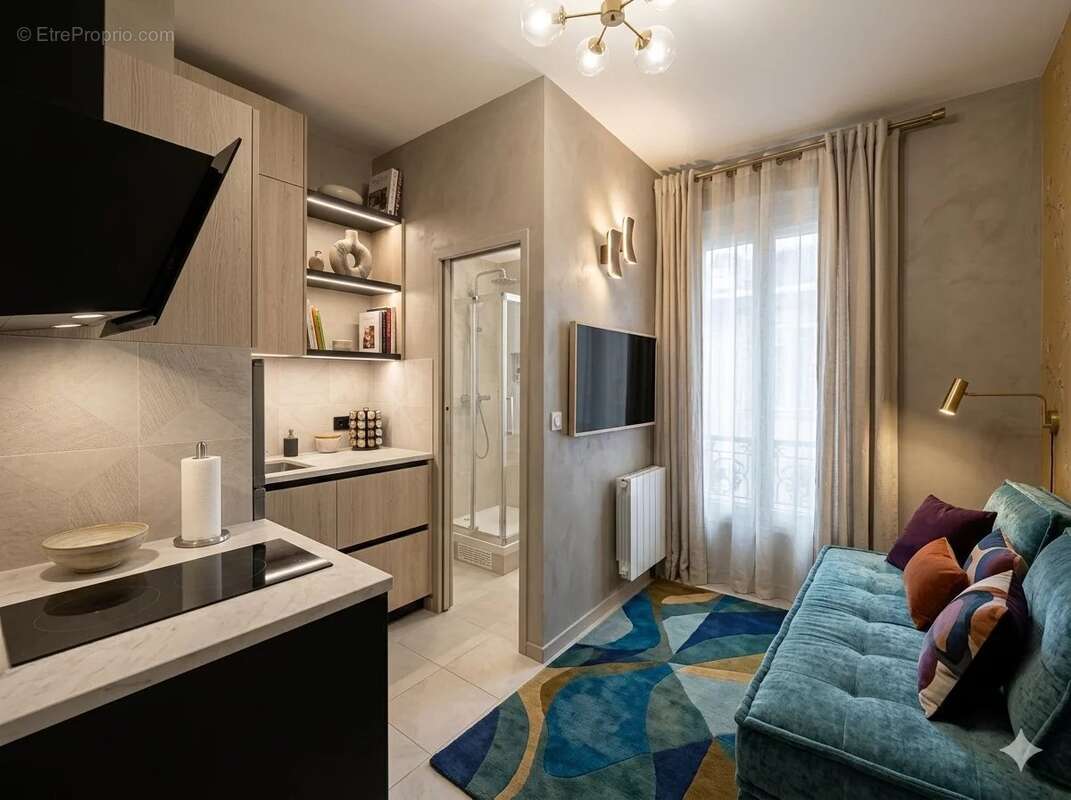 Appartement à PARIS-17E