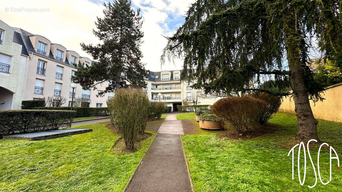 Appartement à THIAIS