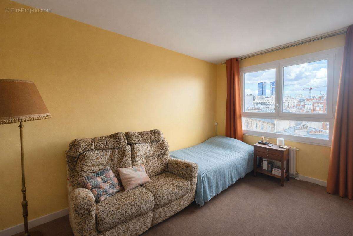 Appartement à PARIS-20E