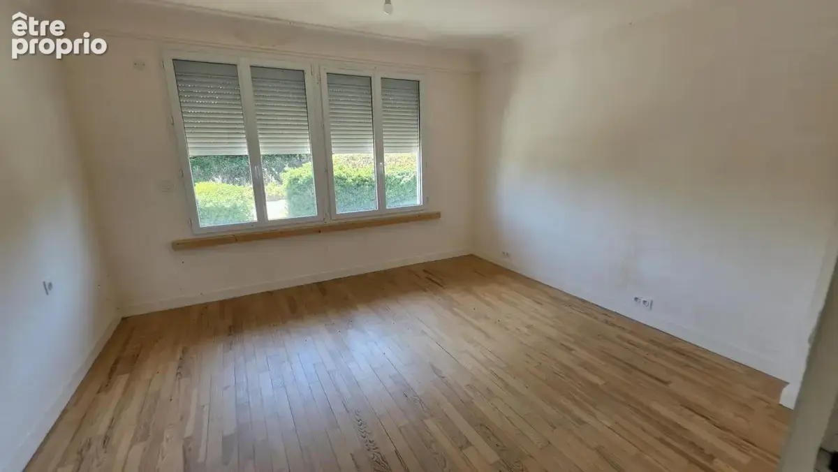 Maison avec deux appartements T4, jardin et garage   Fort po - photo 14