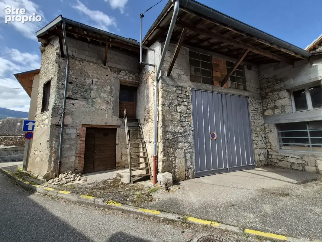 Maison de village de 65 m2 habitables + garage / atelier de 61 m2 au sol - photo 9